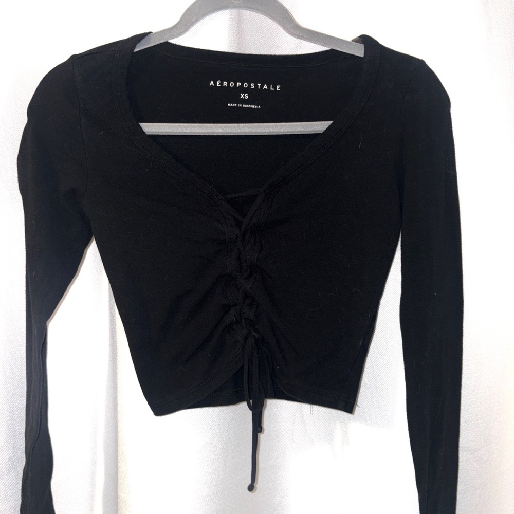 Aeropostale Women's Black Ruched Long Sleeve Tee